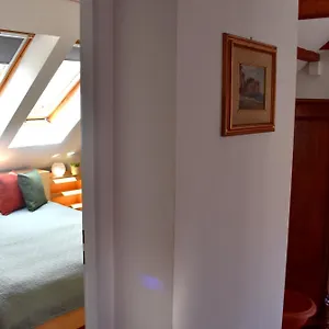 https://old-town-konviktsk-bohemian-residence.praguehotelsweb.com
